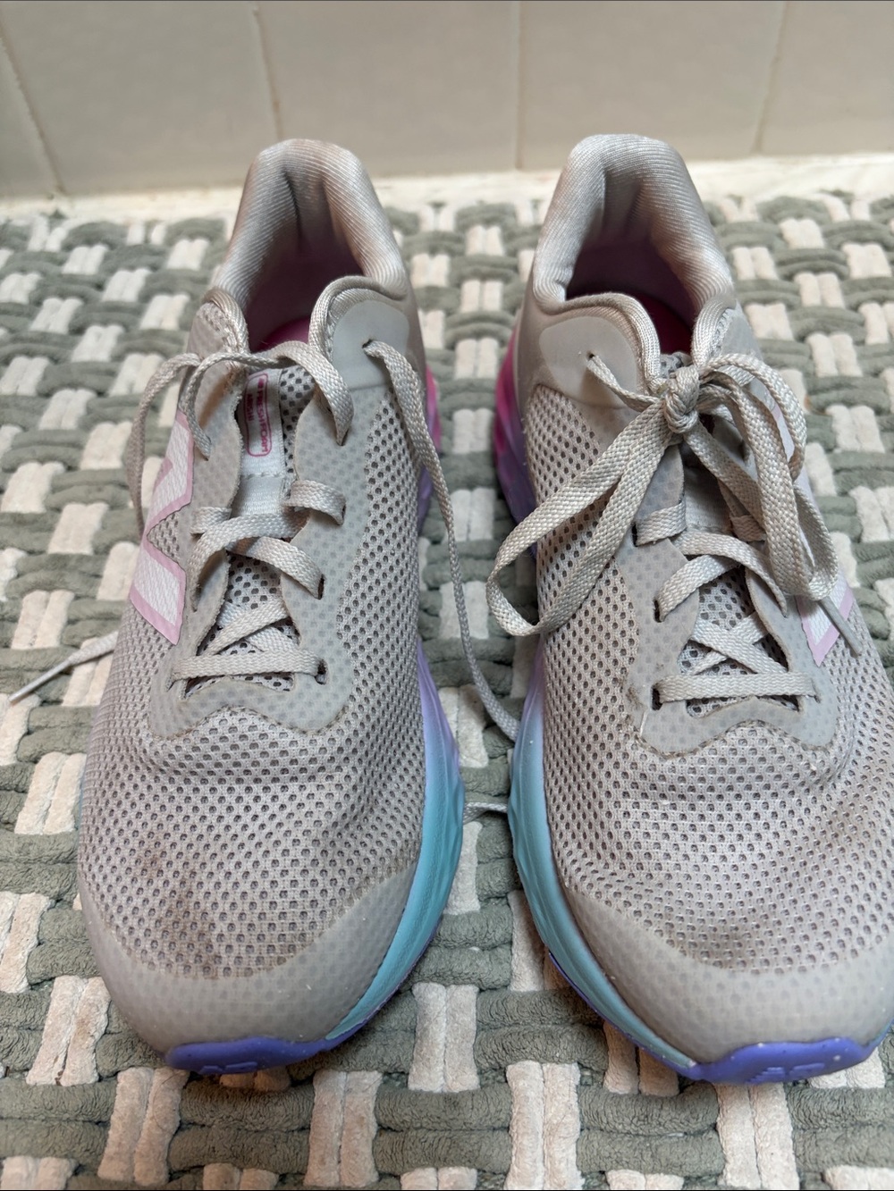 New Balance Light Gray Sneakers with Pastel Blue & Pink Accents size 3.5